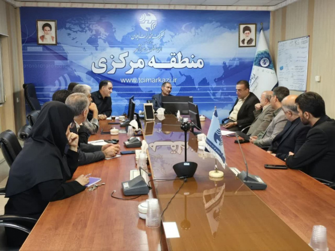 دیدار رئیس دانشگاه علوم پزشکی اراک با مدیر مخابرات منطقه مرکزی با هدف گسترش تعاملات بین‌دستگاهی