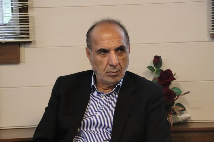 ارتباط گسترده‌تر با خیرین، موفقیت حوزه سلامت تفرش را تضمین می‌کند