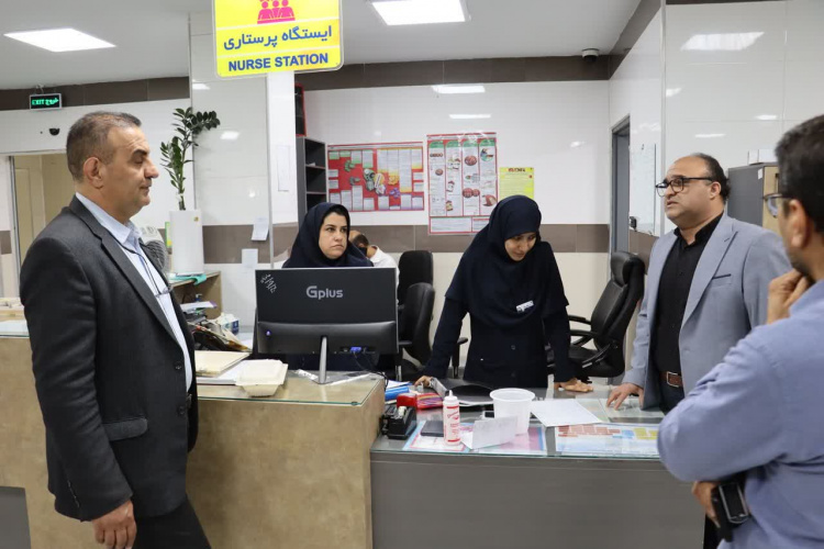 بازدید رئیس دانشگاه علوم پزشکی اراک از بخش‌های قابل راه‌اندازی بیمارستان حضرت ولیعصر(عج)