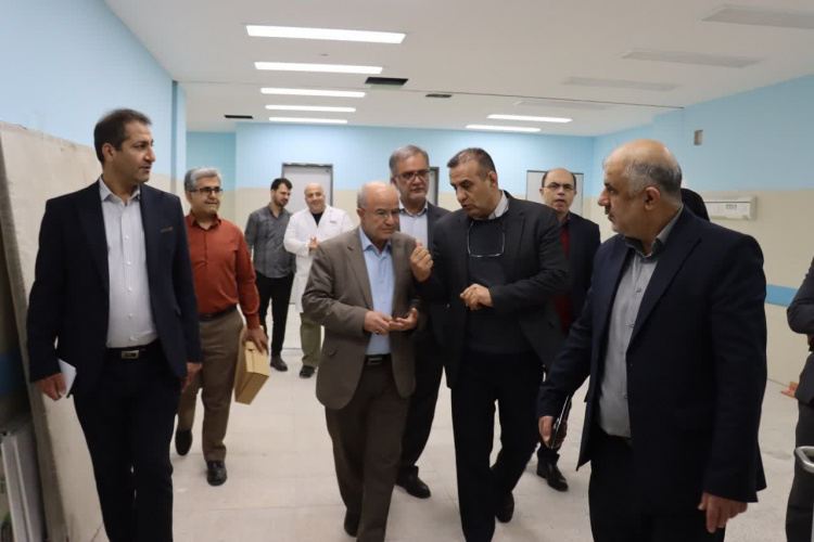 بازدید رئیس دانشگاه علوم پزشکی اراک از بیمارستان حضرت ولیعصر(عج) با تأکید بر ارتقای کیفیت خدمات