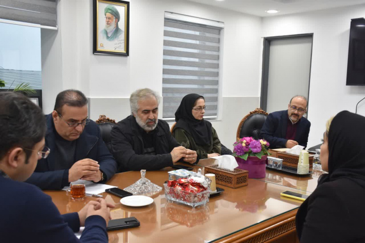 نشست رئیس دانشگاه علوم پزشکی اراک با اساتید گروه نورولوژی برگزار شد