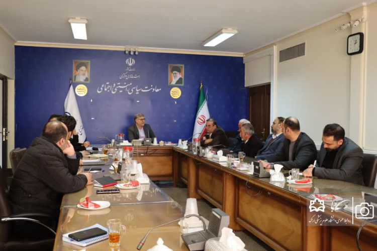 معاون استاندار مرکزی: خیرین سلامت، بازوان توانمند دولت در مسیر خدمت به نیازمندان هستند