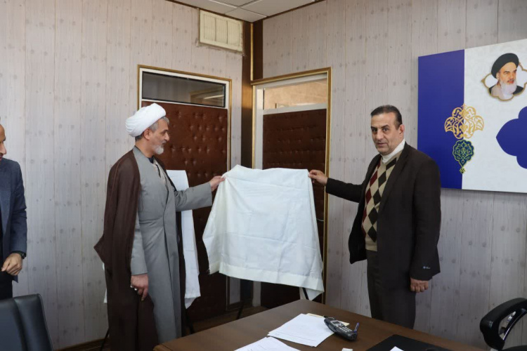 رونمایی از پوستر دو رویداد مهم قرآنی و فرهنگی در دانشگاه علوم پزشکی اراک