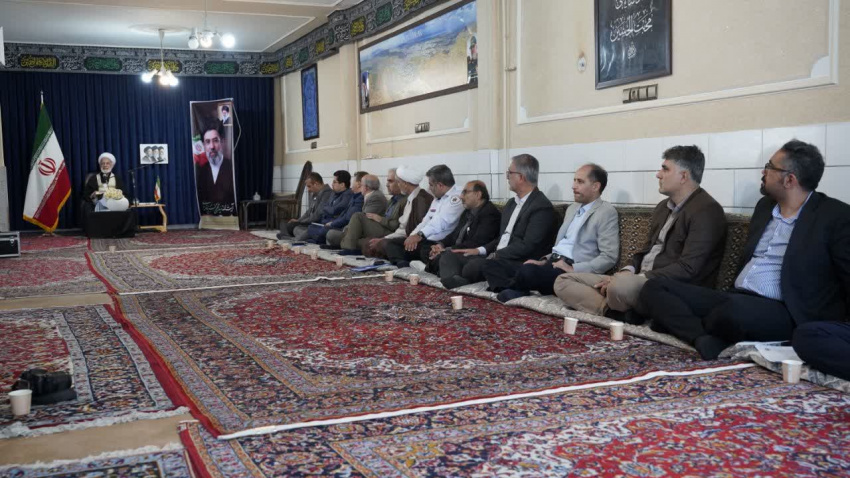 دیدار مسئولان دانشگاه علوم پزشکی اراک با نماینده ولی‌فقیه در استان مرکزی به مناسبت هفته سلامت