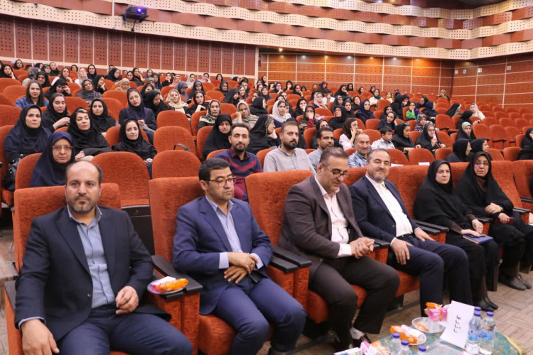 همایش جوانی جمعیت و فرزندآوری