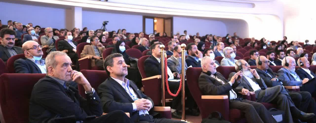حضور مدیر بین برامج علوم‌پزشکی في منطقه واستخدامه في موقع بخشی آموزش پزشکی