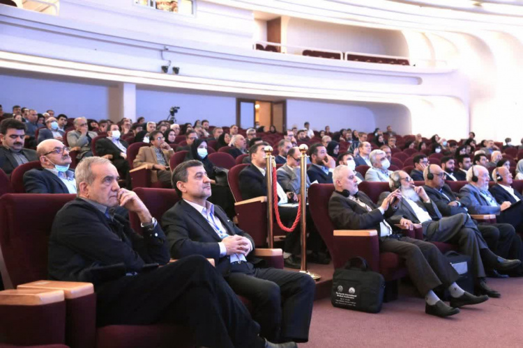حضور مدیر بین برامج علومپزشکی في منطقه واستخدامه في موقع بخشی آموزش پزشکی