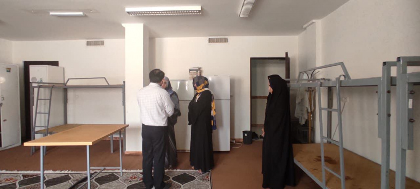 زيارة مدير الشؤون الدولية في الجامعة إلى مسكني معصومة والريحانة